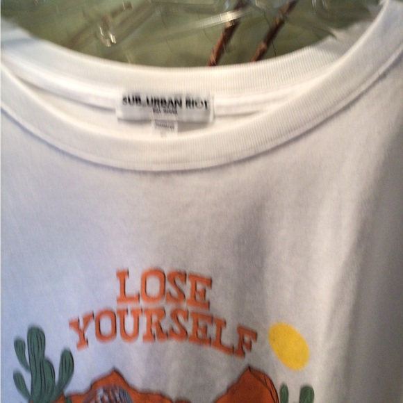 NEW! Suburban Riot Lose yourself tee - Picture 3 of 3